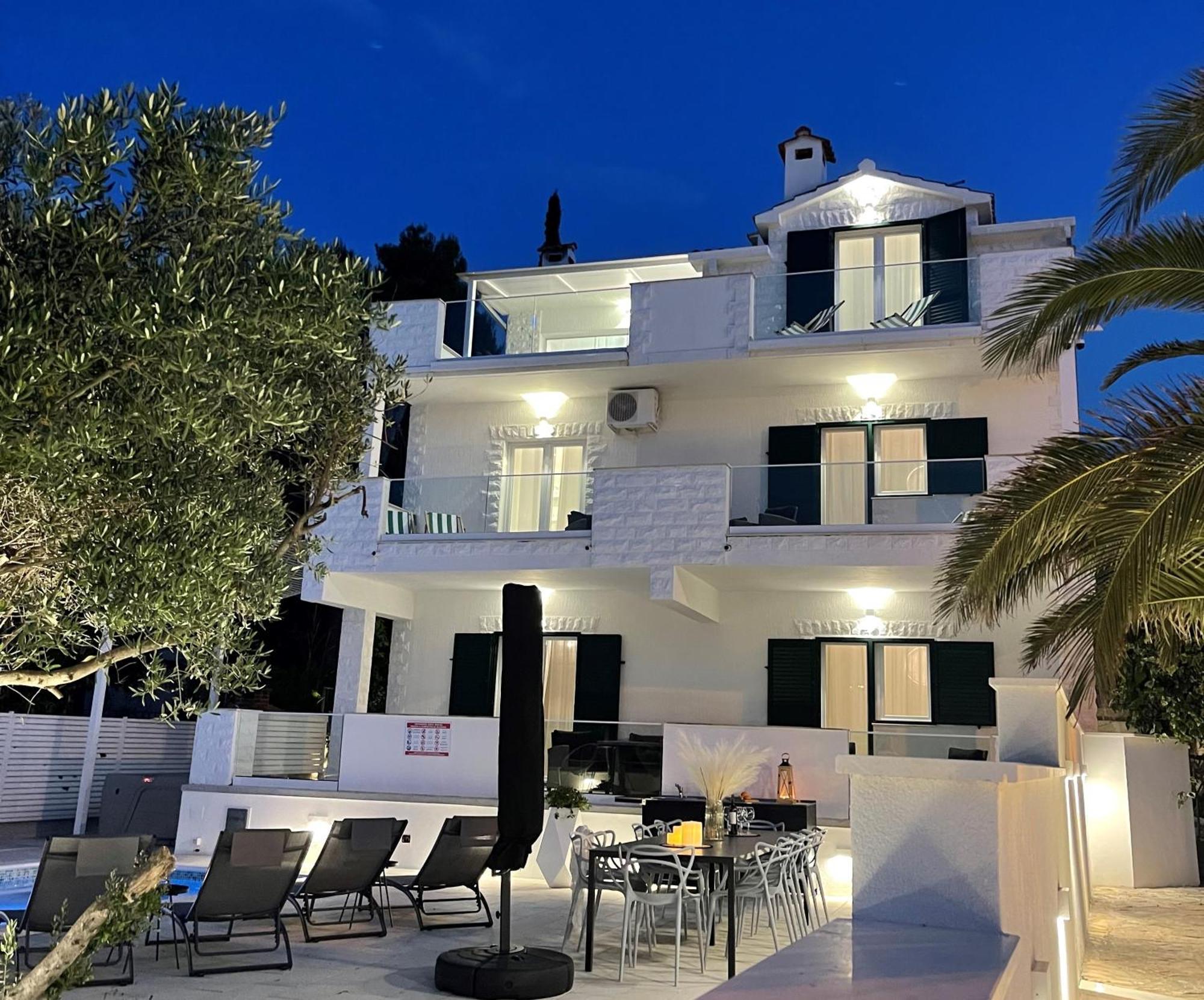Apartments Marina Трогир Экстерьер фото